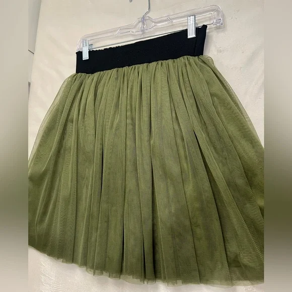 Twenty One Olive Green Tulle Midi Skirt wide waste band with lining size M/M - Picture 7 of 8